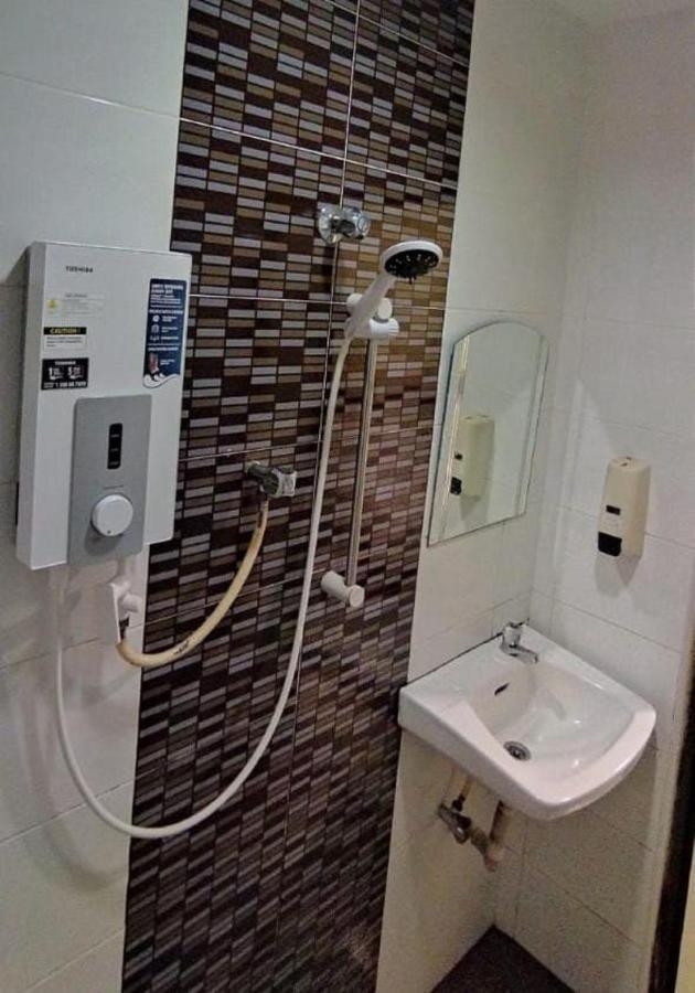 Dream House Hotel Skudai Kültér fotó