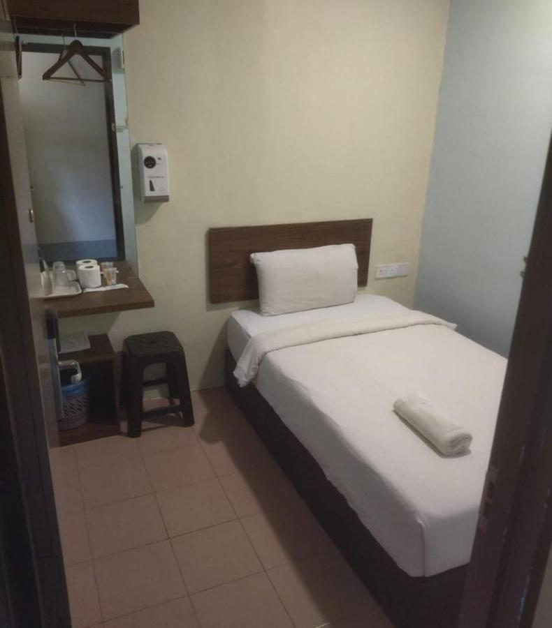 Dream House Hotel Skudai Kültér fotó